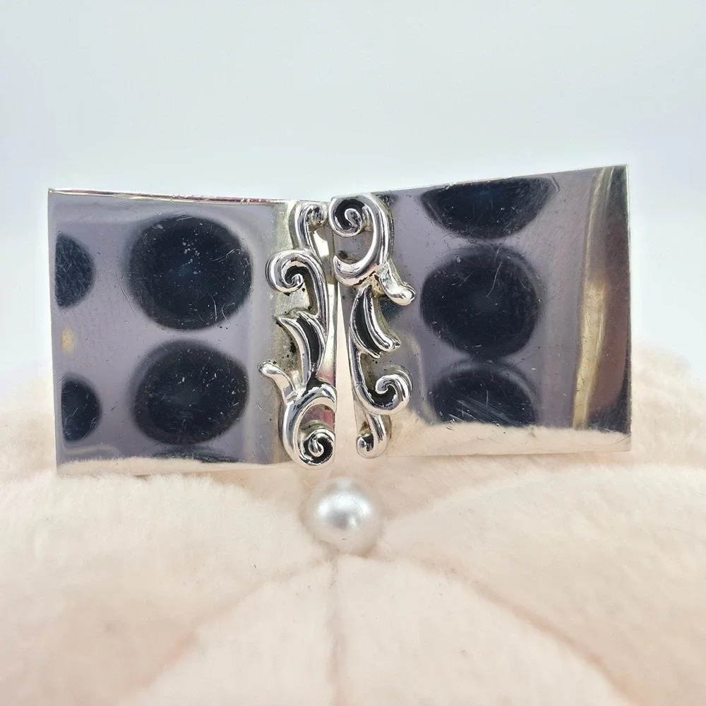 Vtg SWANK Square Cufflinks Polished Mirror Finish Scrollwork USA Silver Tone